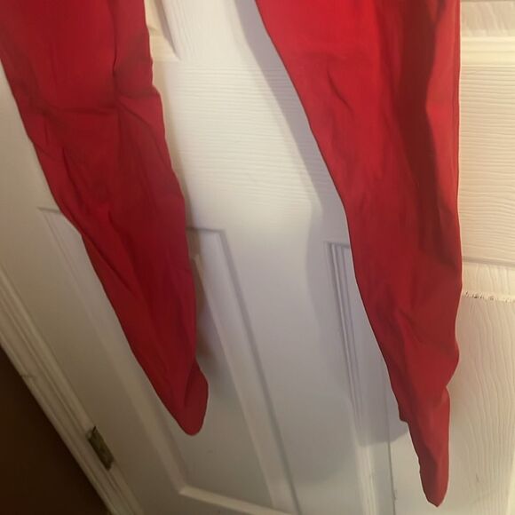 Forever 21 Pants Red. Size 7/8 EUC - Picture 9 of 11